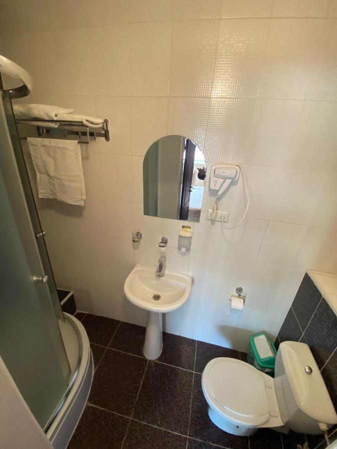 Ulpan Mini Hotel Astana Zewnętrze zdjęcie