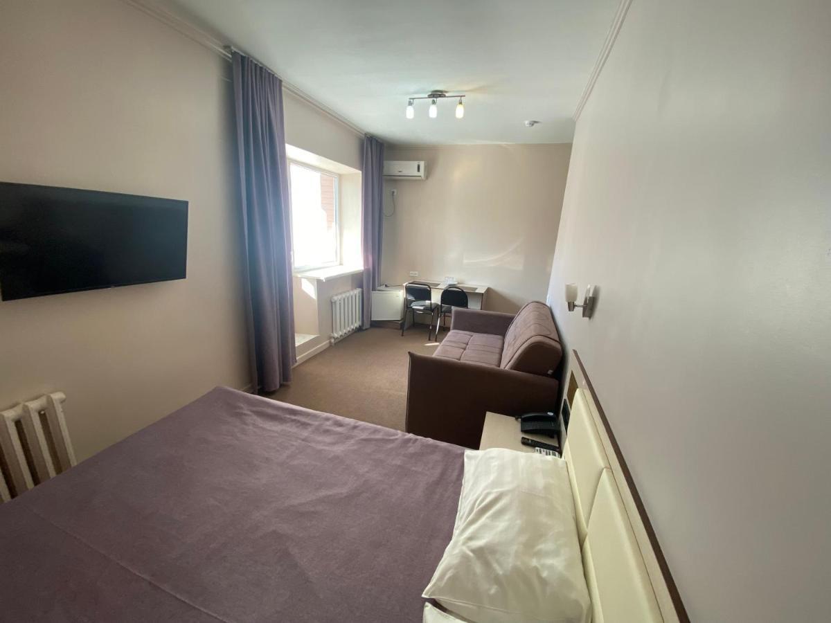 Ulpan Mini Hotel Astana Zewnętrze zdjęcie