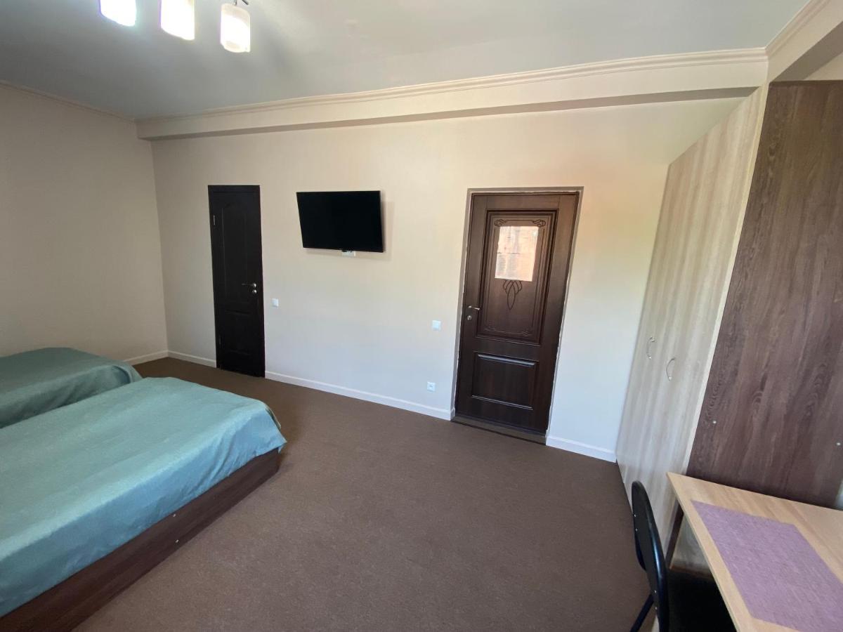 Ulpan Mini Hotel Astana Zewnętrze zdjęcie