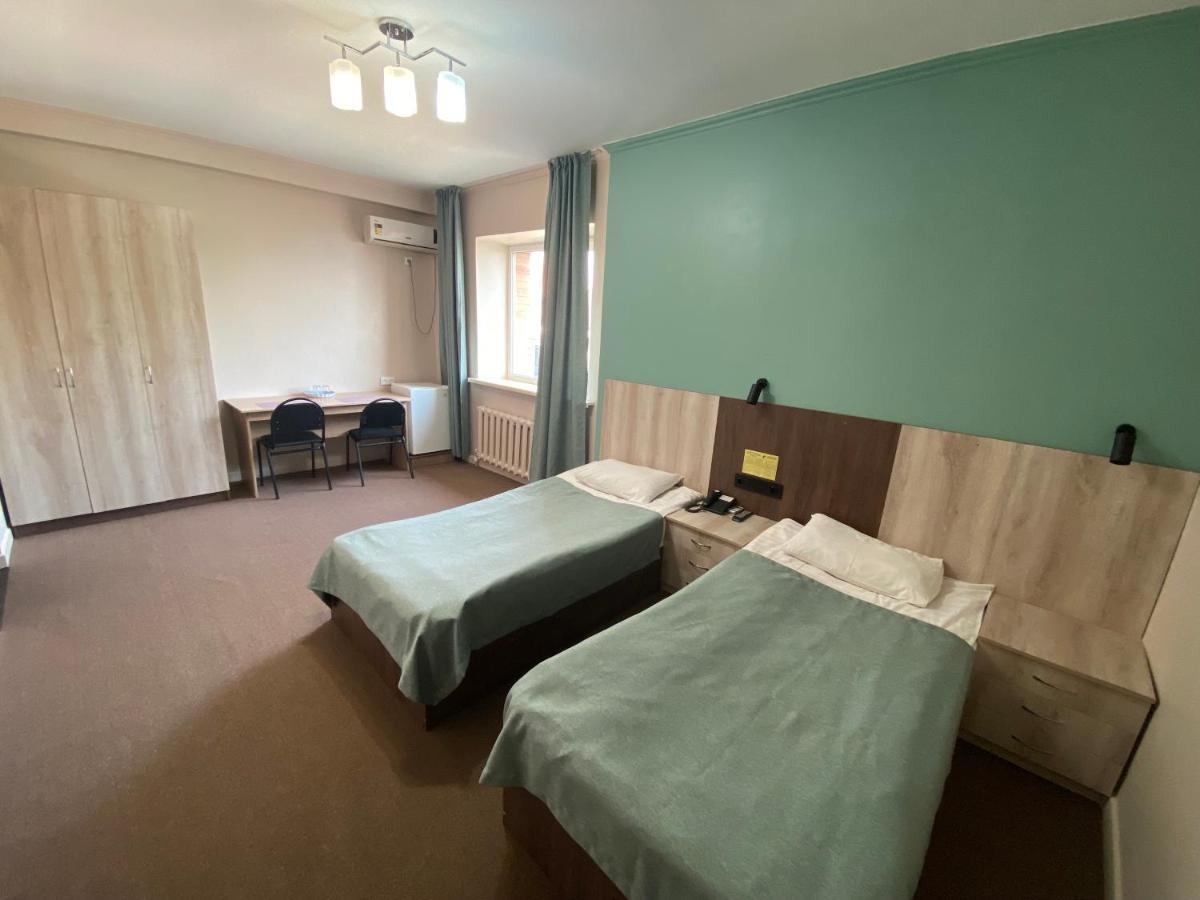 Ulpan Mini Hotel Astana Zewnętrze zdjęcie
