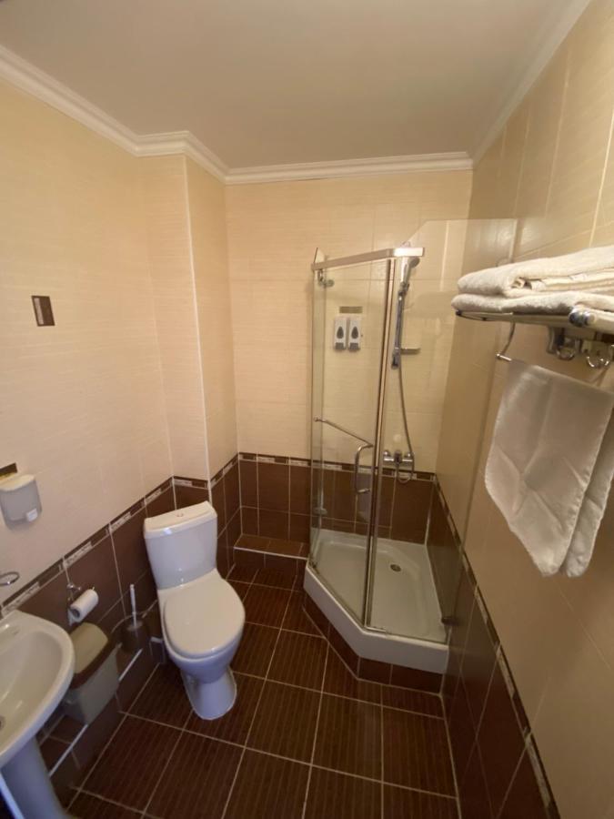 Ulpan Mini Hotel Astana Zewnętrze zdjęcie