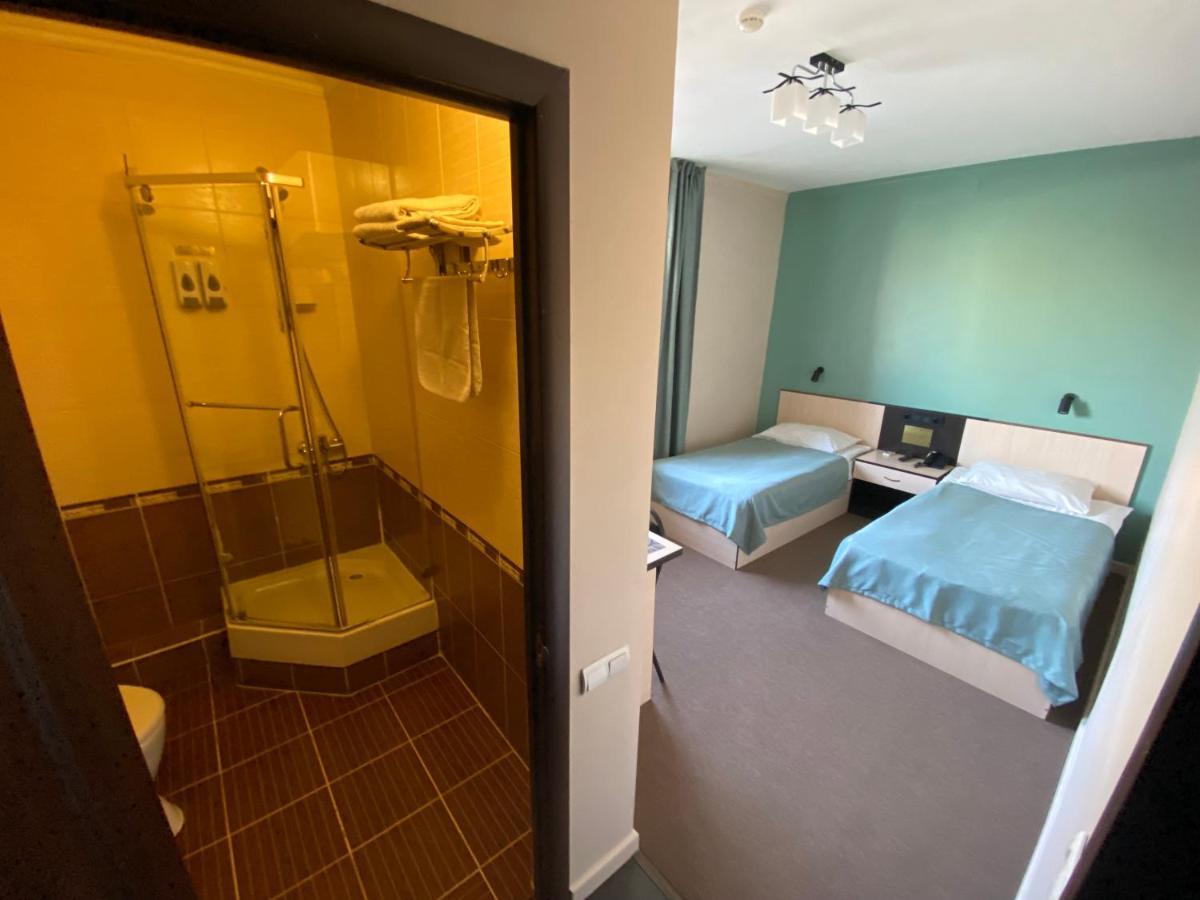 Ulpan Mini Hotel Astana Zewnętrze zdjęcie