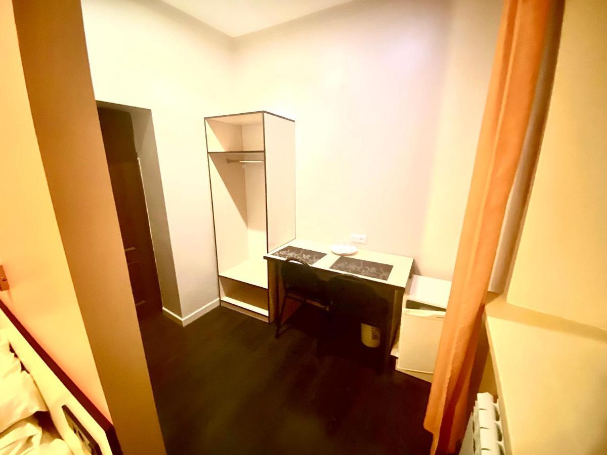 Ulpan Mini Hotel Astana Zewnętrze zdjęcie