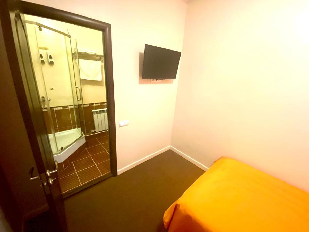 Ulpan Mini Hotel Astana Zewnętrze zdjęcie