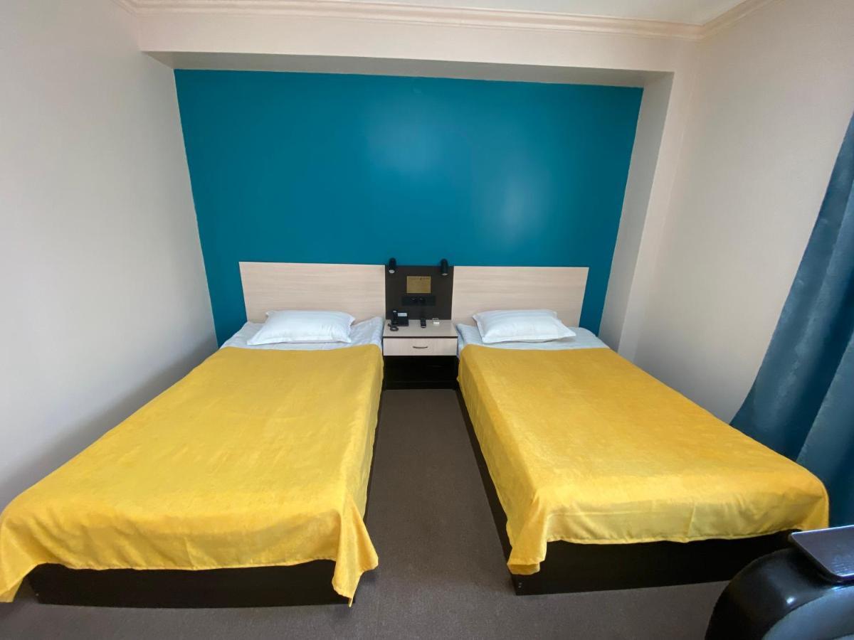 Ulpan Mini Hotel Astana Zewnętrze zdjęcie