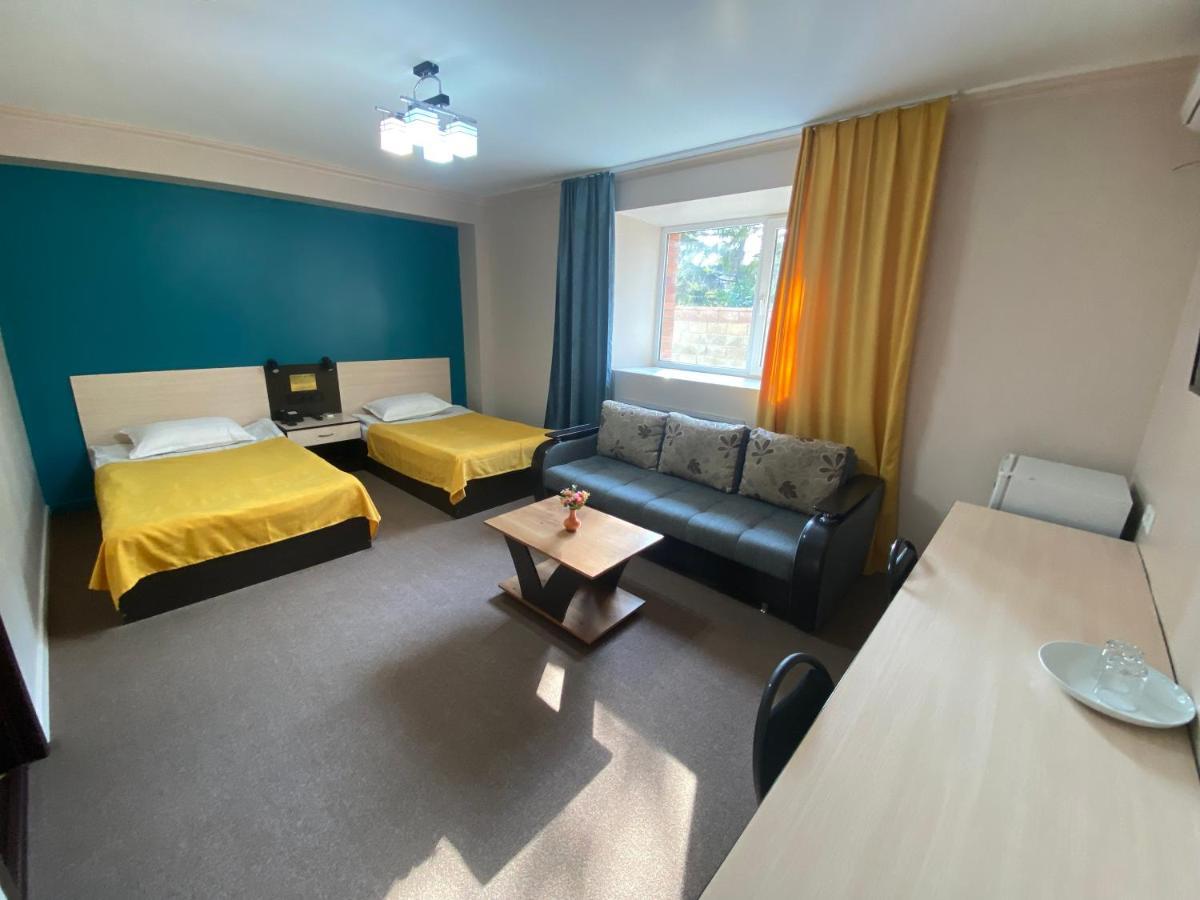Ulpan Mini Hotel Astana Zewnętrze zdjęcie