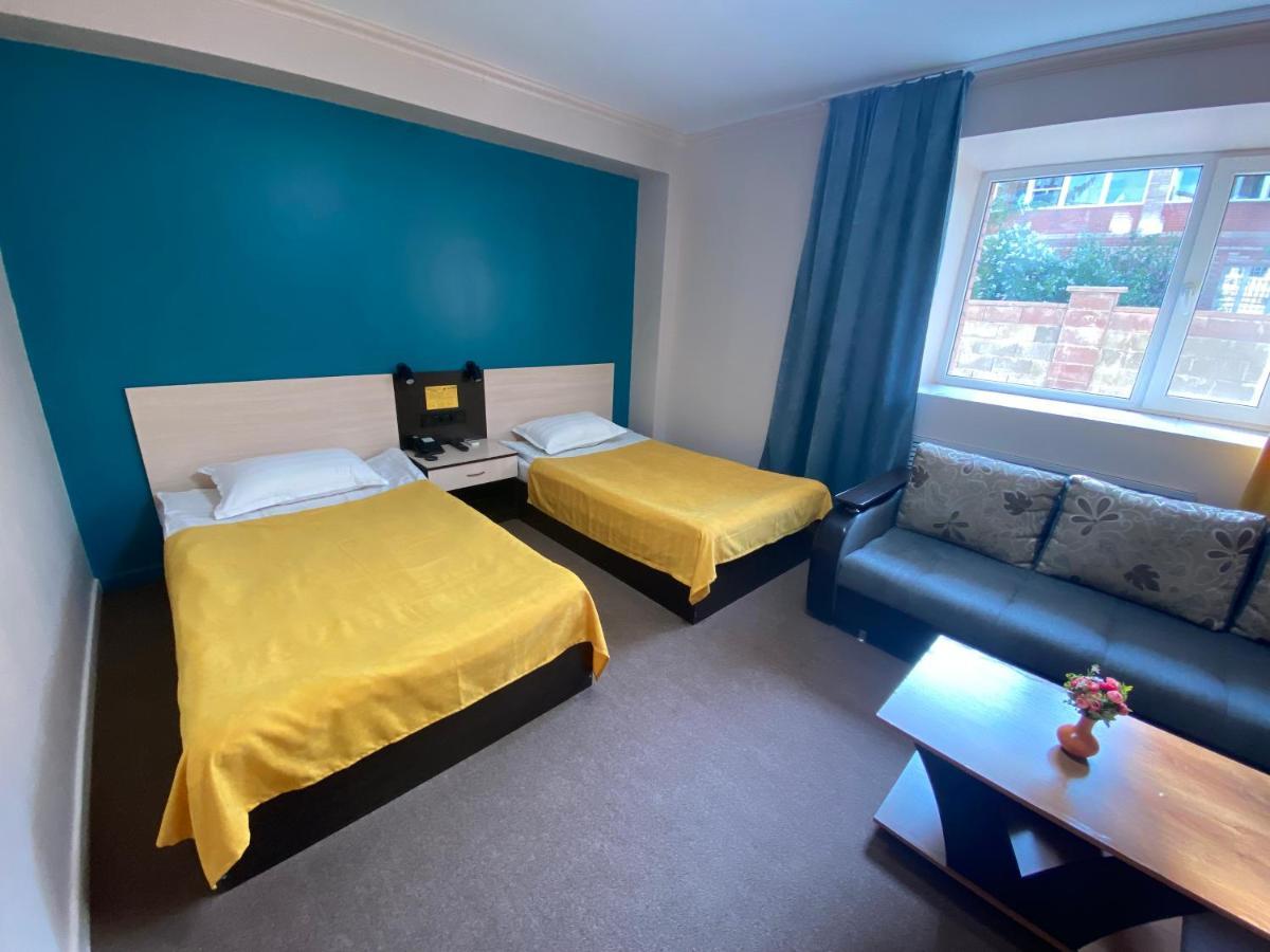 Ulpan Mini Hotel Astana Zewnętrze zdjęcie